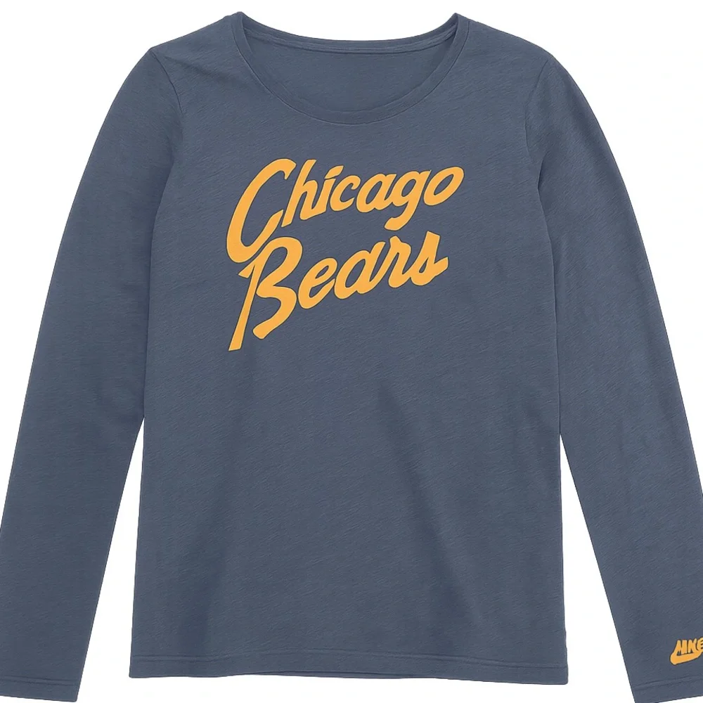 Nike Women’s Long Sleeve Chicago Bears Blue Tee